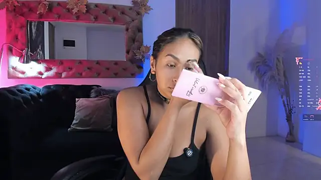 AmelyaMann online show from June 5, 2026, 12:33 pm