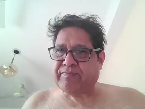 Snapshot of Nuttysub chatting on May 12, 2026, 2:08 am Nuttysub online show from May 12, 2026, 2:08 am