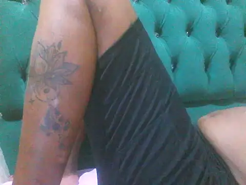 Sexy Riri online show from November 28, 2025, 3:28 am