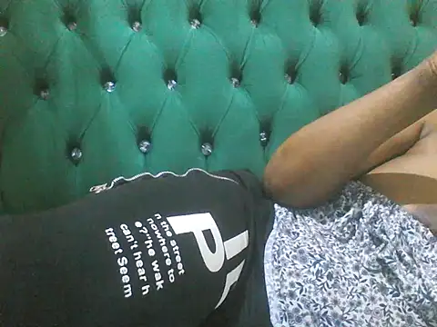 Sexy Riri online show from December 5, 2025, 1:05 am