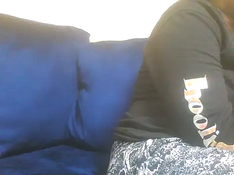 Sexy Riri online show from October 8, 2025, 2:07 pm