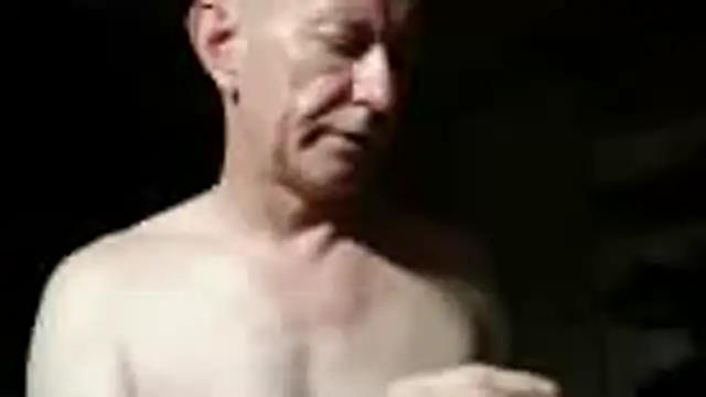 butseriouslykahnt online show from November 26, 2025, 4:40 pm