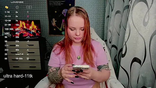 Snapshot of flower_sarah_ chatting on April 28, 2026, 11:25 am flower sarah online show from April 28, 2026, 11:25 am