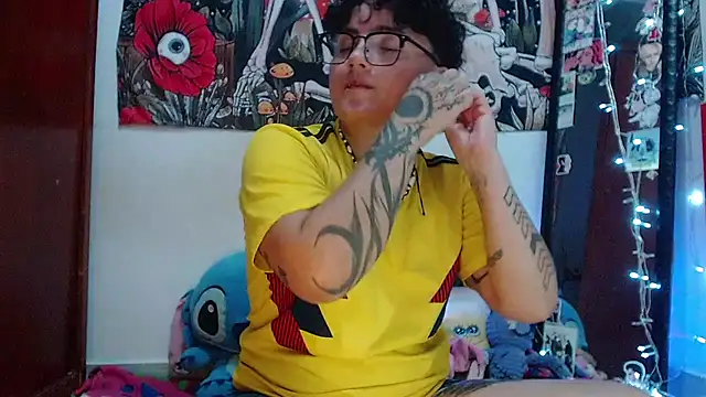isabeautyx19 online show from May 28, 2026, 4:13 pm