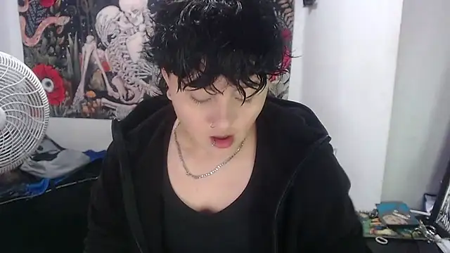 Snapshot of isabeautyx19 chatting on March 29, 2026, 2:24 am isabeautyx19 online show from March 29, 2026, 2:24 am