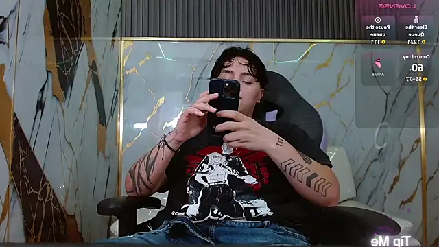 Snapshot of isabeautyx19 chatting on March 31, 2026, 11:29 pm isabeautyx19 online show from March 31, 2026, 11:29 pm