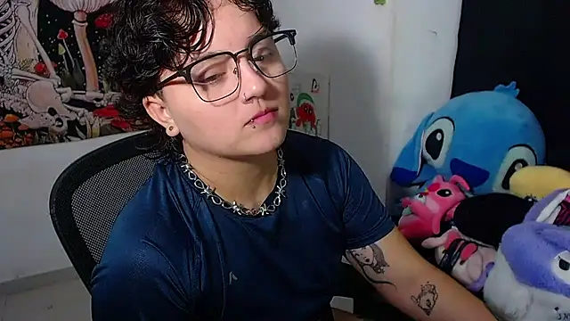 isabeautyx19 online show from July 15, 2026, 2:29 am