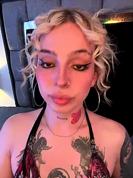 Snapshot of Bonnie_vega chatting on September 9, 2025, 8:29 pm Bonnie vega online show from September 9, 2025, 8:29 pm