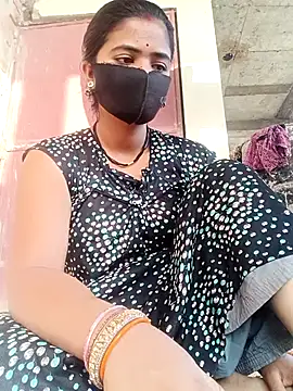 Snapshot of Mamta_Chaterjee chatting on April 13, 2026, 1:31 am Mamta Chaterjee online show from April 13, 2026, 1:31 am