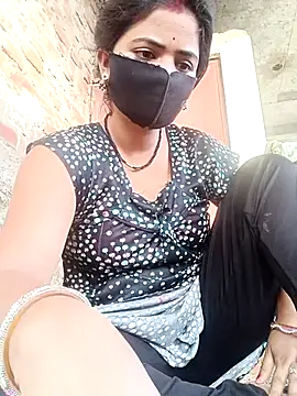 Snapshot of Mamta_Chaterjee chatting on May 23, 2026, 12:53 am Mamta Chaterjee online show from May 23, 2026, 12:53 am