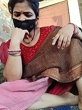 Snapshot of Mamta_Chaterjee chatting on May 19, 2026, 12:48 am Mamta Chaterjee online show from May 19, 2026, 12:48 am