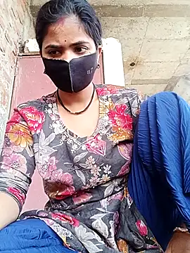 Snapshot of Mamta_Chaterjee chatting on May 30, 2026, 3:13 am Mamta Chaterjee online show from May 30, 2026, 3:13 am
