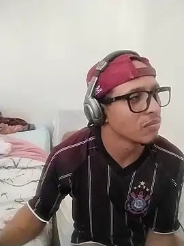 Piroca doce18 online show from November 20, 2025, 5:46 pm