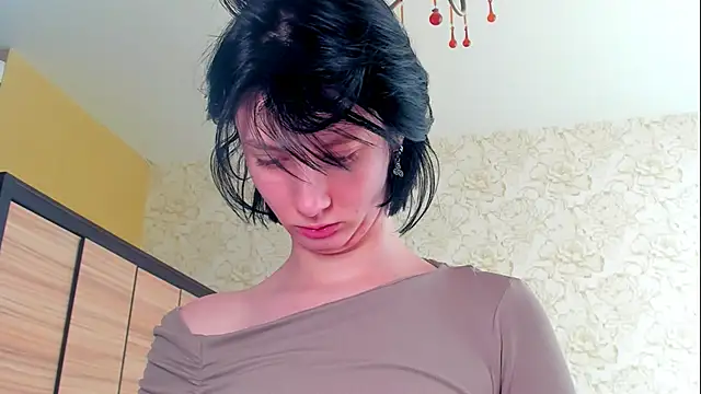 JulisSweet online show from March 22, 2025, 10:28 am