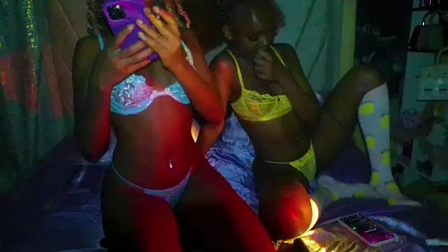 Snapshot of pyt_liyah chatting on February 12, 2026, 8:41 pm pyt liyah online show from February 12, 2026, 8:41 pm