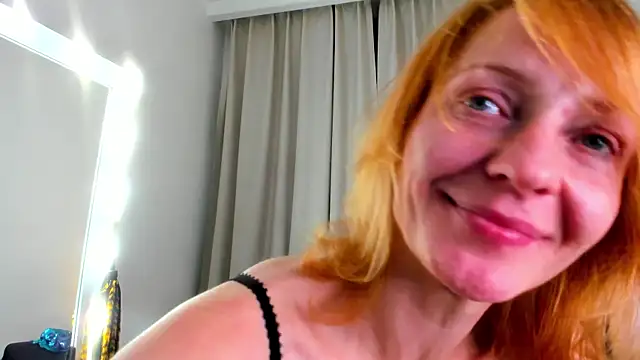 Snapshot of SquirtyAlisa chatting on September 12, 2025, 10:31 pm SquirtyAlisa online show from September 12, 2025, 10:31 pm