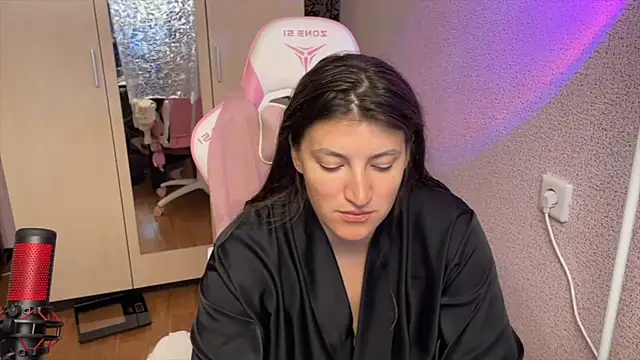 Katrin  kiss online show from July 1, 2026, 2:39 pm