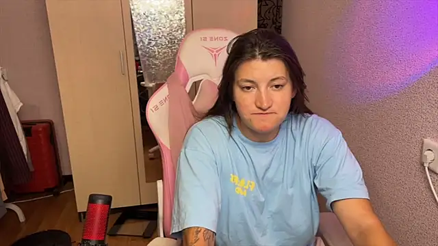 Katrin  kiss online show from July 8, 2026, 5:13 pm