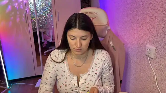 Katrin  kiss online show from January 17, 2026, 4:10 pm