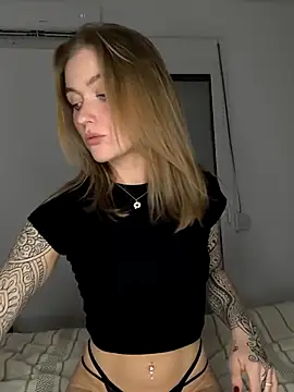 Goldloeckchen159 online show from April 4, 2026, 7:20 pm