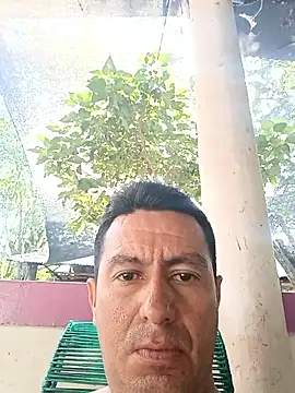 walwan85 online show from December 14, 2025, 1:06 pm