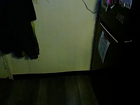 KrazyLegz online show from December 22, 2025, 7:36 pm