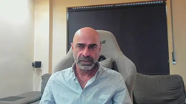 Snapshot of Bicopflirt chatting on February 26, 2026, 12:49 pm Bicopflirt online show from February 26, 2026, 12:49 pm