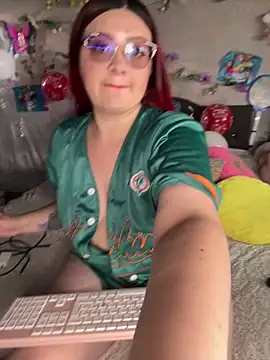 Snapshot of NinaGauther chatting on May 22, 2026, 2:59 pm NinaGauther online show from May 22, 2026, 2:59 pm