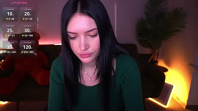 MilaSecrett online show from December 21, 2025, 2:30 pm