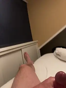 LivingLegend1978 online show from April 3, 2026, 10:05 pm