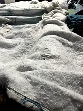 Snapshot of Your_love39 chatting on December 1, 2025, 7:09 am Your love39 online show from December 1, 2025, 7:09 am