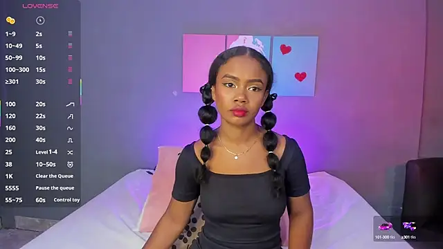 Snapshot of EmmaSmith06 chatting on September 26, 2025, 9:10 pm EmmaSmith06 online show from September 26, 2025, 9:10 pm