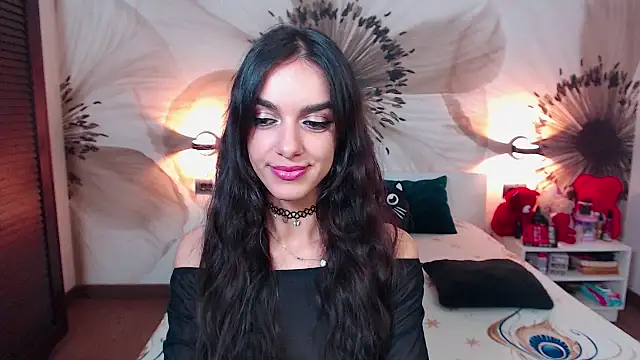 Snapshot of KatherineBisou chatting on November 6, 2025, 9:19 pm KatherineBisou online show from November 6, 2025, 9:19 pm