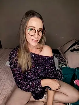 Snapshot of Deviant_Desires_xx chatting on September 23, 2025, 5:20 pm Deviant Desires xx online show from September 23, 2025, 5:20 pm
