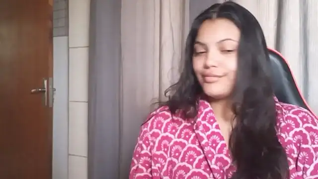 Snapshot of bombomepimenta chatting on November 17, 2025, 11:14 am bombomepimenta online show from November 17, 2025, 11:14 am