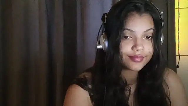 Snapshot of bombomepimenta chatting on November 28, 2025, 9:48 pm bombomepimenta online show from November 28, 2025, 9:48 pm