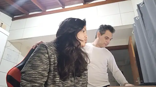 Snapshot of bombomepimenta chatting on October 28, 2025, 8:08 pm bombomepimenta online show from October 28, 2025, 8:08 pm