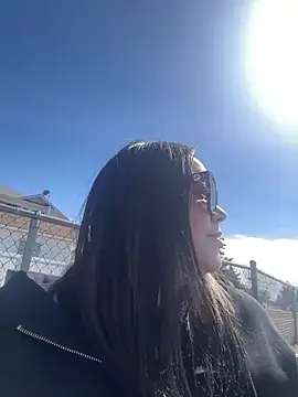 skinwalkingzombie online show from April 21, 2026, 8:59 pm