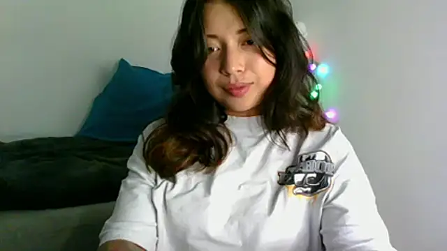 katherodriguezx online show from March 25, 2026, 1:43 pm