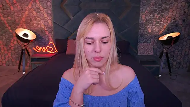 Snapshot of ArishkaLulu chatting on March 27, 2026, 8:26 am ArishkaLulu online show from March 27, 2026, 8:26 am