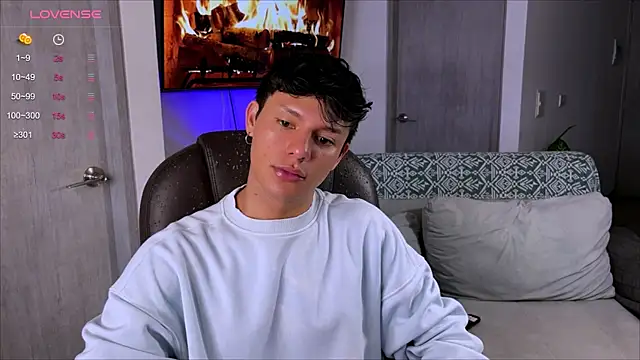 Alexxblue online show from February 18, 2025, 3:41 pm