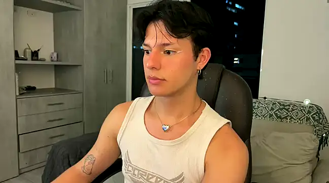 Alexxblue online show from December 31, 2024, 1:57 am