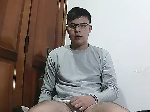 Nicolds14 online show from November 6, 2025, 12:47 am