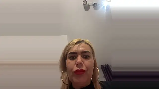 Snapshot of DESIREjenny chatting on December 28, 2024, 12:13 pm DESIREjenny online show from December 28, 2024, 12:13 pm