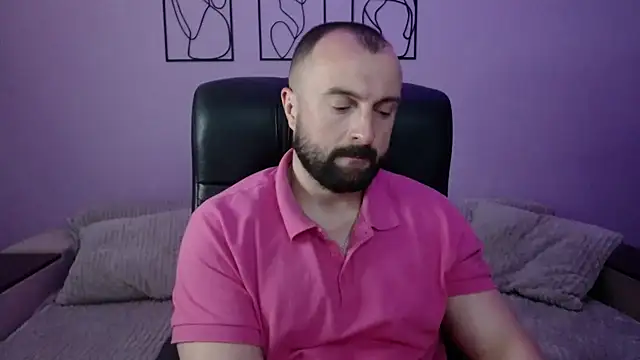 brindlefly6969 online show from April 27, 2026, 10:35 am