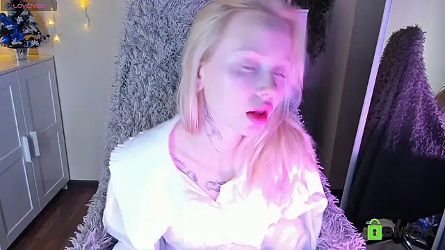 MalenaErnman online show from December 27, 2024, 10:23 am