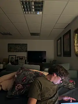 hardmecl online show from December 17, 2024, 9:16 pm