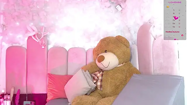 Snapshot of puca_ebony chatting on February 27, 2026, 4:51 pm puca ebony online show from February 27, 2026, 4:51 pm