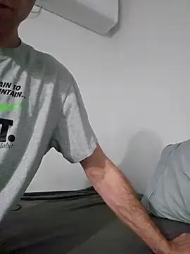 Snapshot of Iliketocooksquirt25 chatting on February 26, 2026, 5:51 am Iliketocooksquirt25 online show from February 26, 2026, 5:51 am