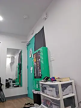 Snapshot of Iliketocooksquirt25 chatting on November 11, 2025, 5:02 am Iliketocooksquirt25 online show from November 11, 2025, 5:02 am